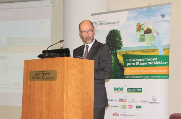 4946